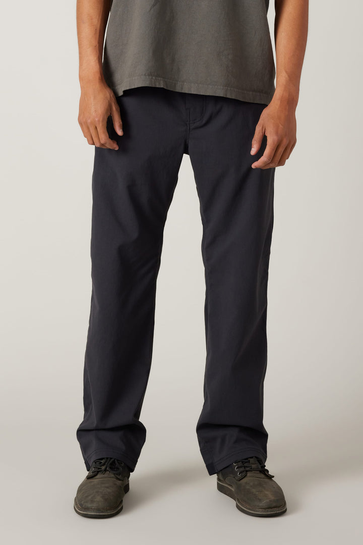 686® Men's Unwork® Pant - Relaxed Loose Fit — OFF BLACK (vista 2)