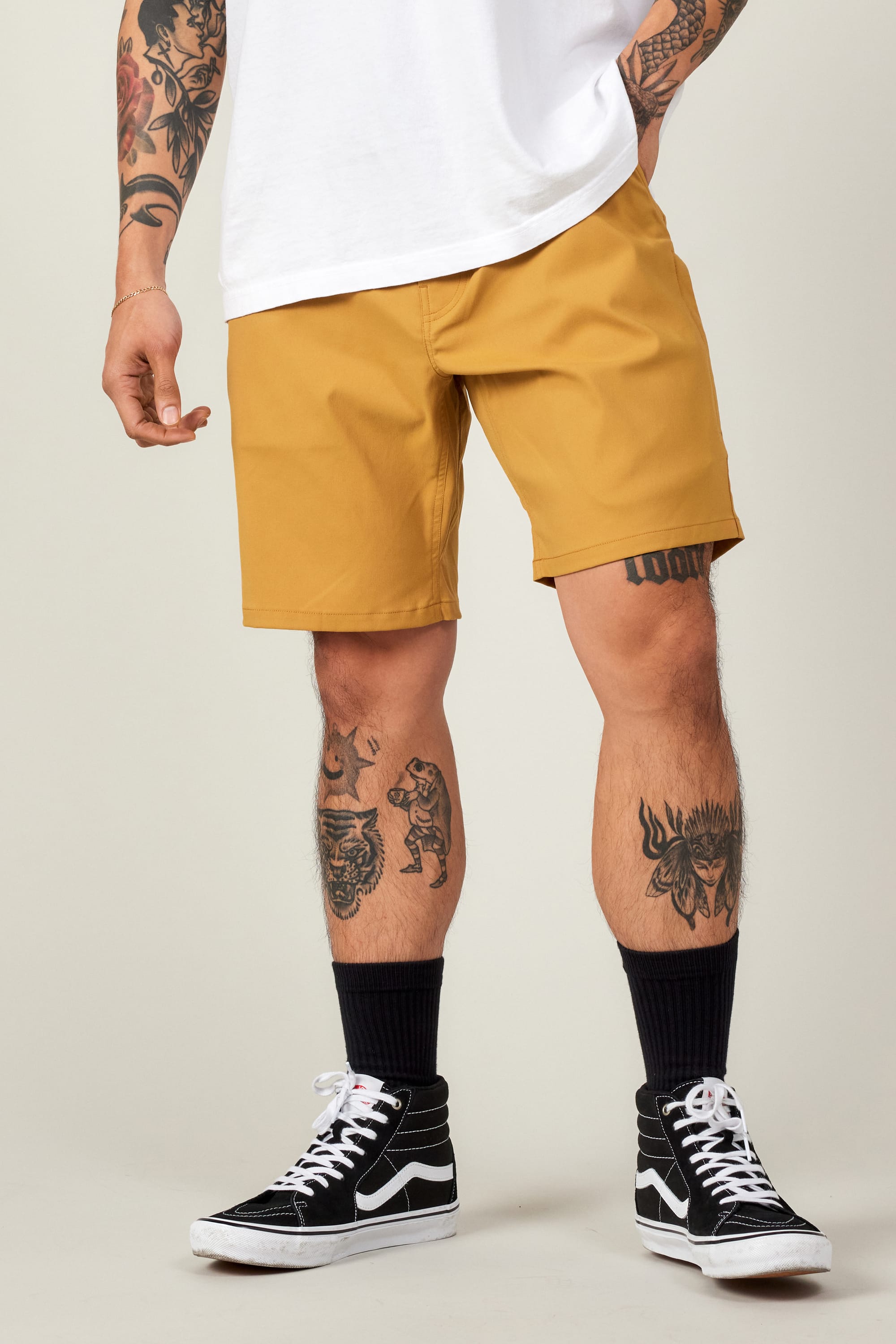 パンツ TIGHTBOOTH RHOMBUS BIG SHORTS mustard M 686 Men's Everywhere® Hybrid Short – 686.com