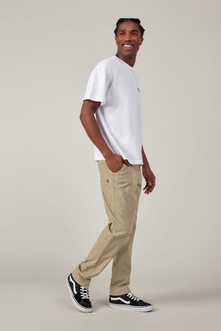 686 Men's Everywhere® Pant - Slim Fit — PUTTY DESERT GRID (vista 2)