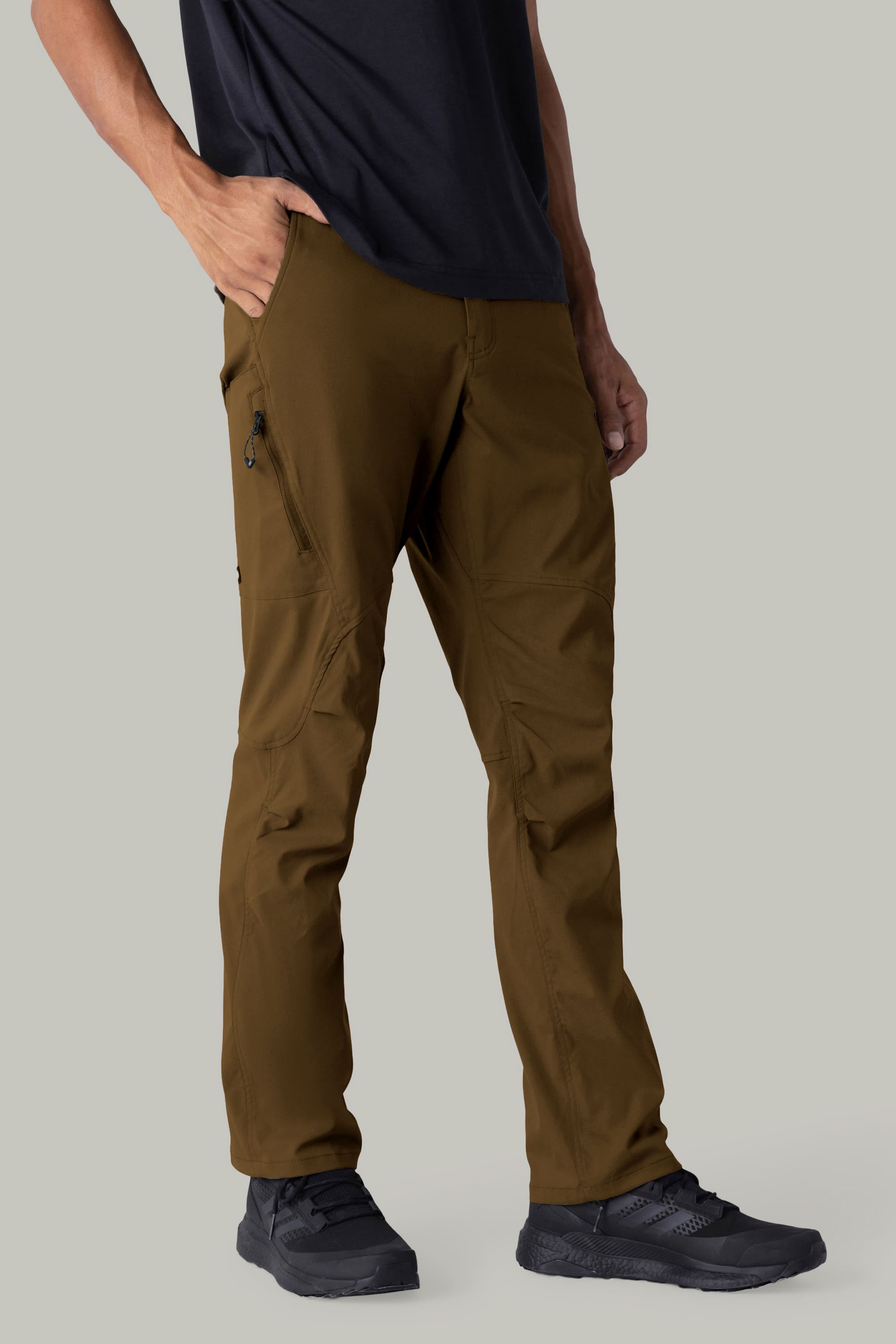 686 Women's Black Magic™ Insulated Bib – 686.com