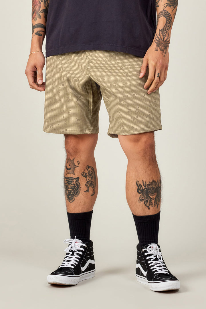 686 Men's Everywhere® Hybrid Short — PUTTY DESERT GRID