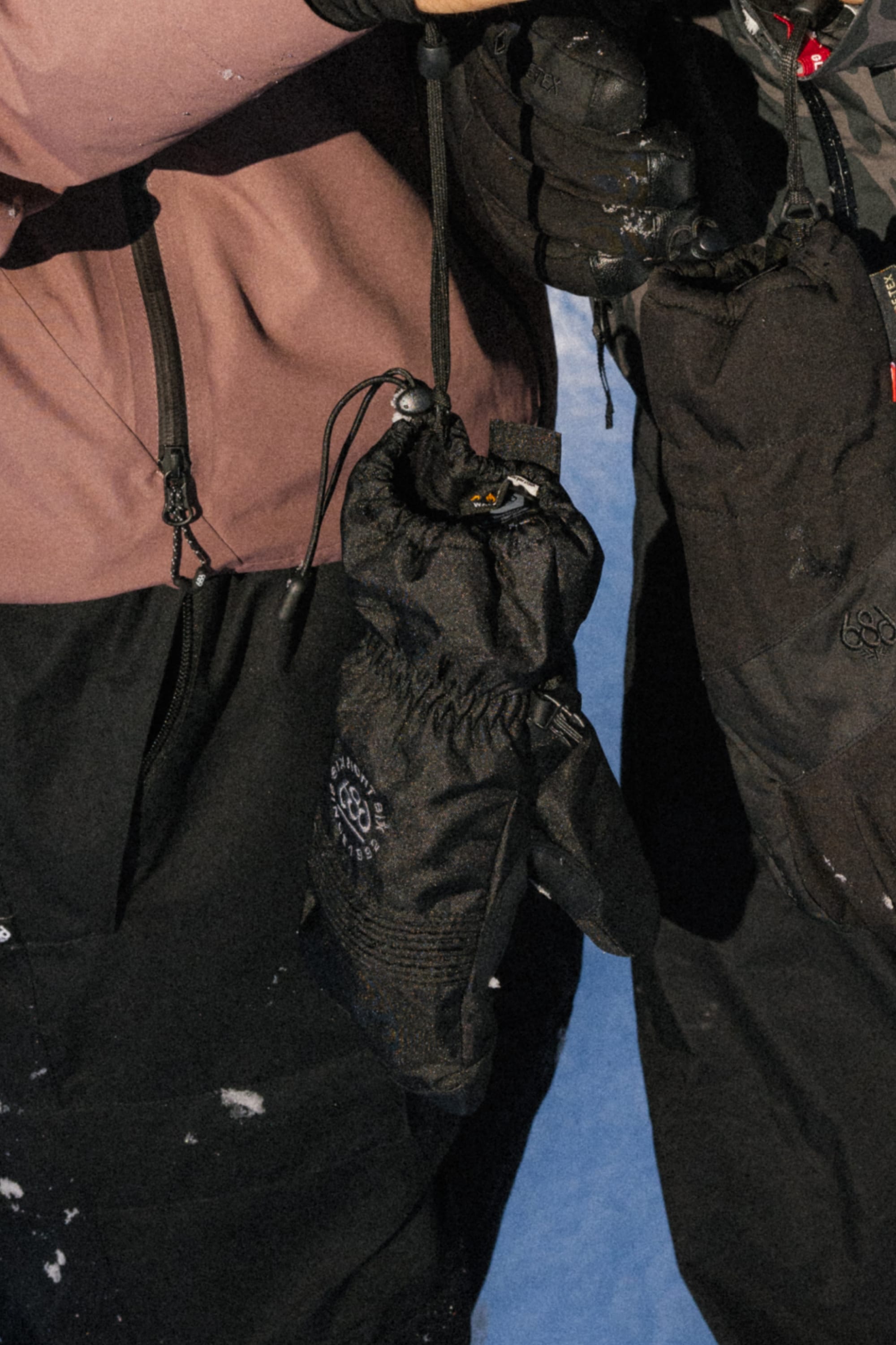 686 Lander Mitt