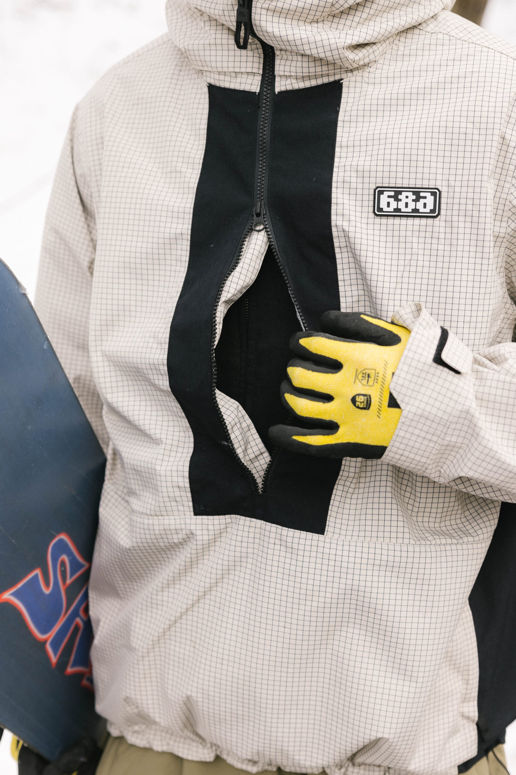 686 Men's Ghost™ 2.5L Anorak – 686.com