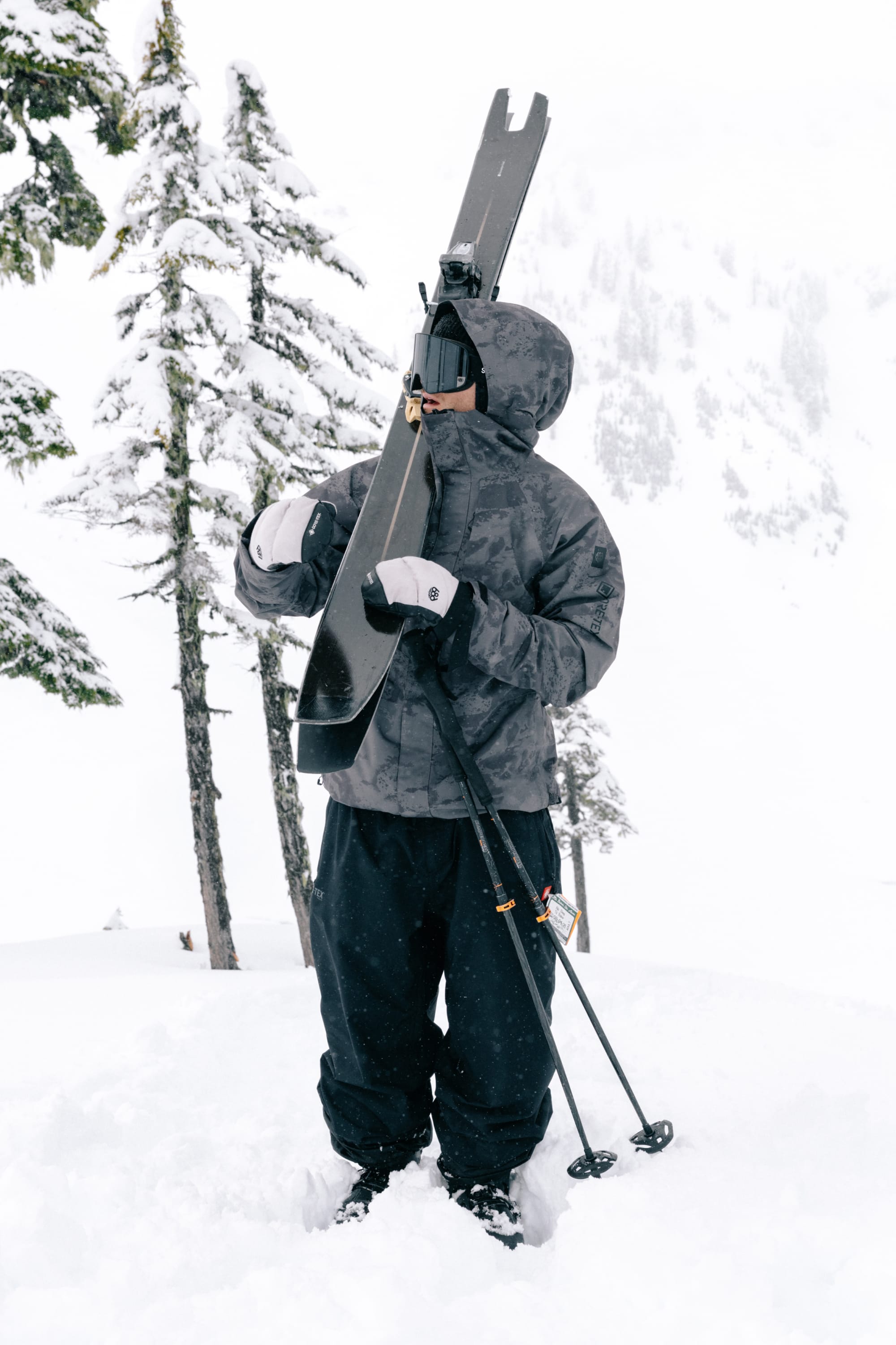 686 Men's GORE-TEX® Core Shell Jacket – 686.com