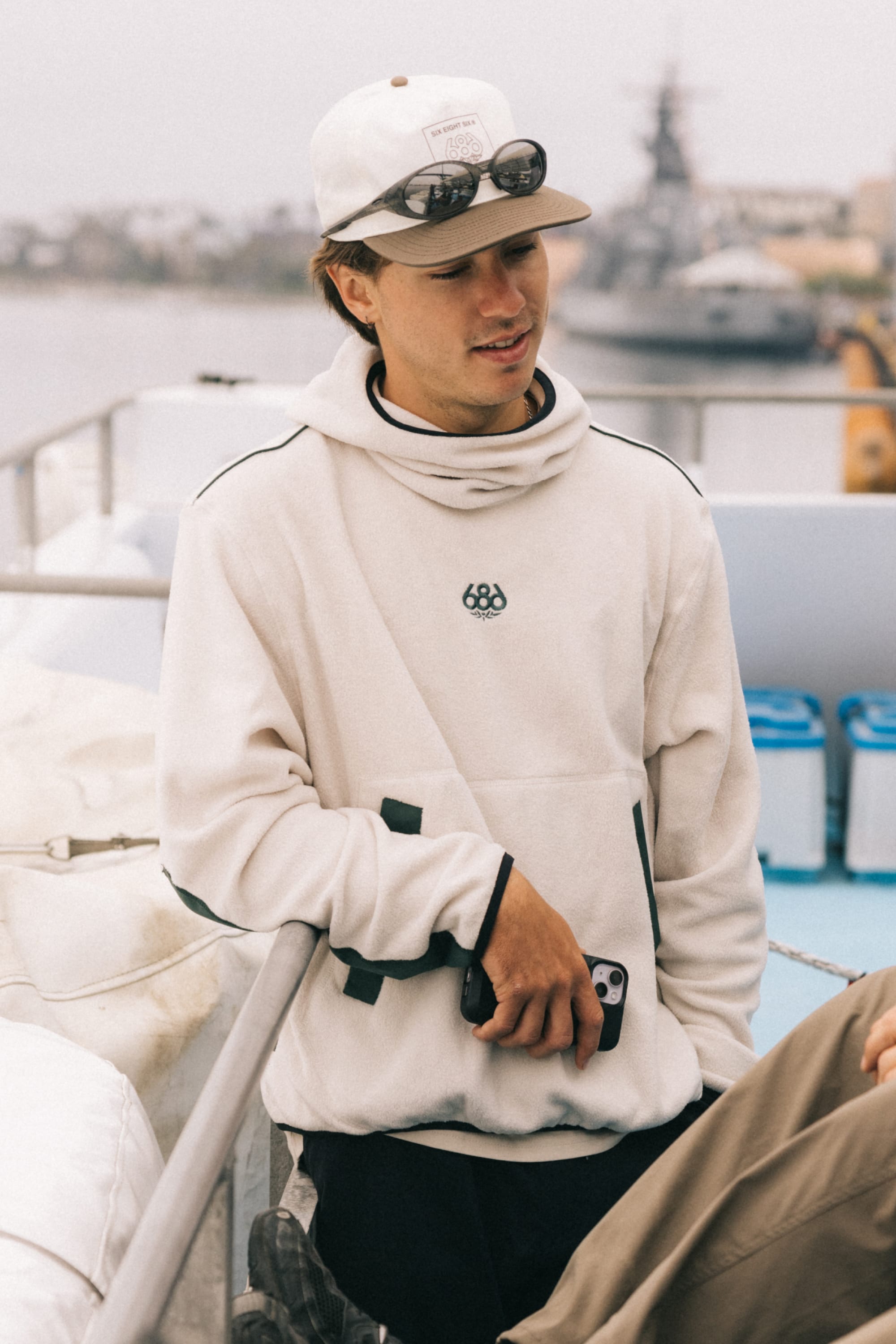 686 Technical Apparel | Men's Hoodies & Fleece – 686.com